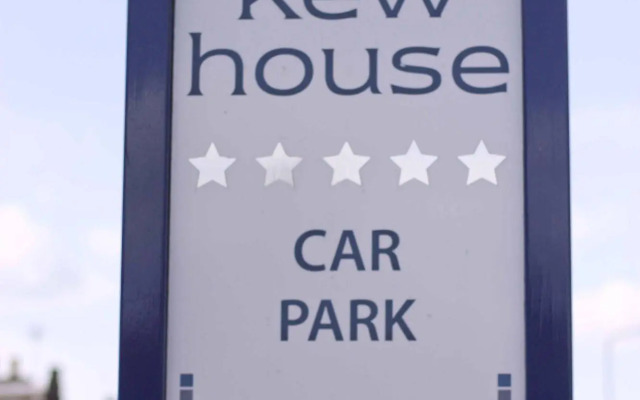 Kew House