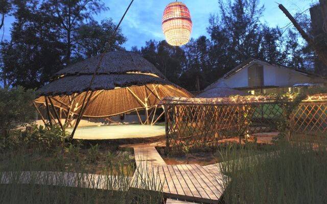 Dugong Village-Green Hotel