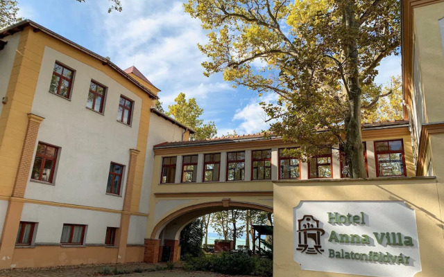 Hotel Anna Villa