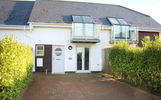 24 Bay Retreat Villas