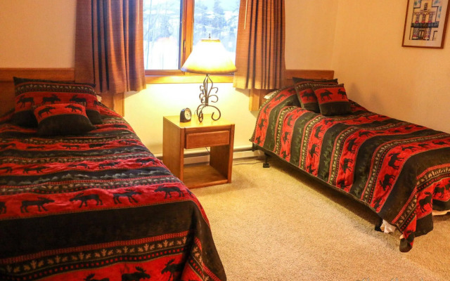 Indian Peaks Resort