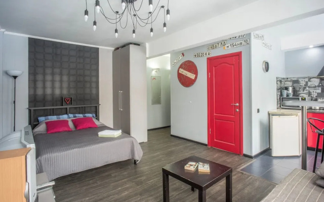 Loft78 Red Doors