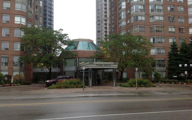 Oxford Furnished Apartments, Mississauga