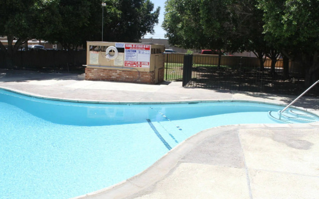 Brunner's Inn & Suites