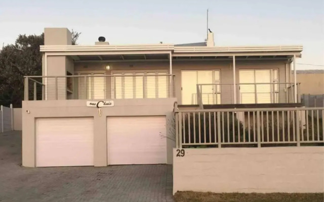 Gansbaai Seafront Holiday House: Ons C-huis