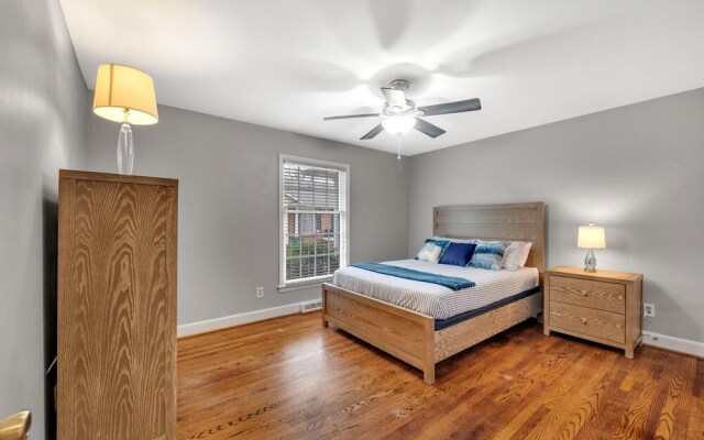2BR Duplex Near From Uptown Charlotte