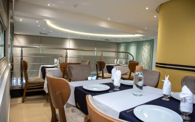 Malak Hotel