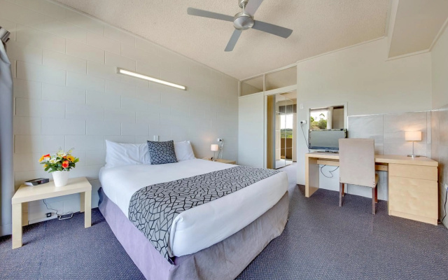 Lumina Motel – Guest Rooms – South Gladstone