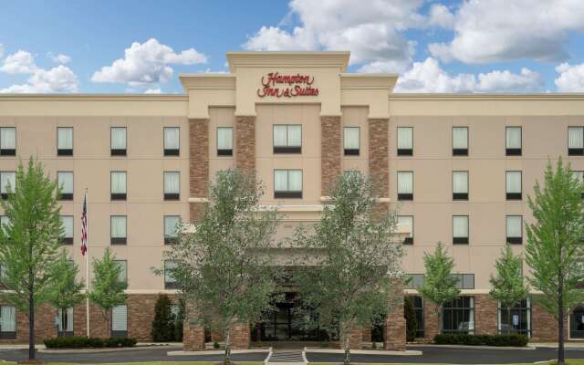 Hampton Inn & Suites Roanoke Airport