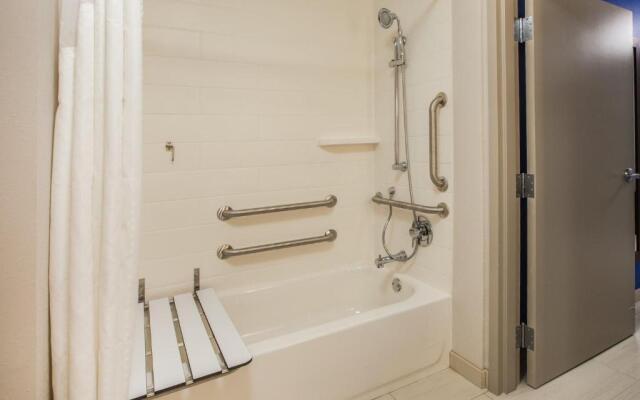 Holiday Inn Express Cabot by IHG