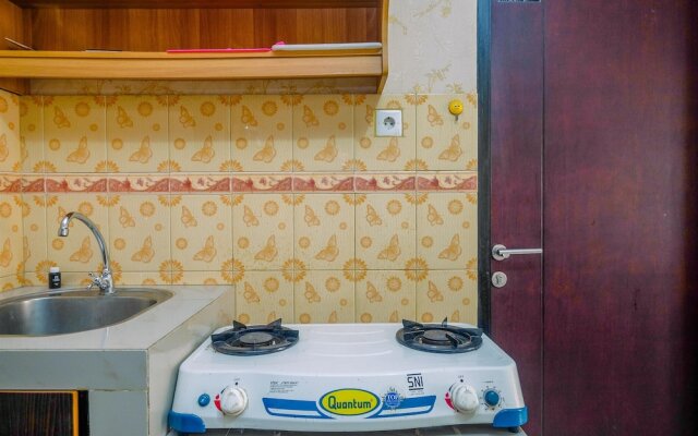 Comfort And Homey 2Br At Nifarro Park Apartment