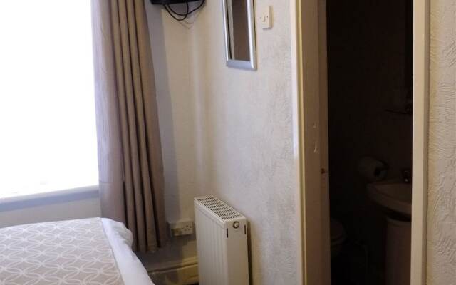 Thorncliffe Hotel