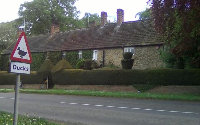 Newburgh House Bed & Breakfast