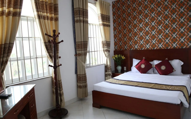 Pearl Service Apartment