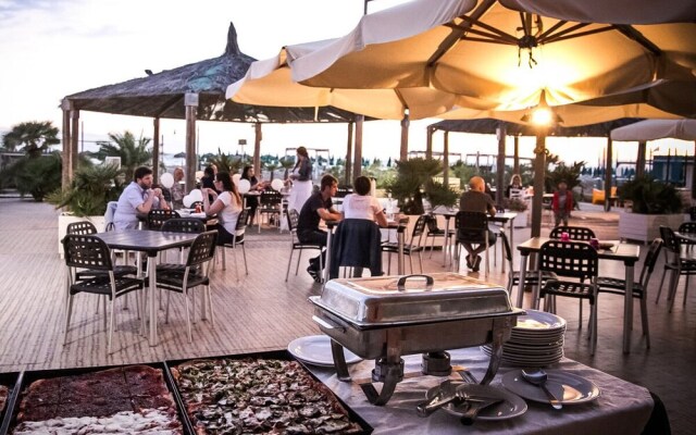 Residence Smith - Fronte Mare 1 Piano 4B