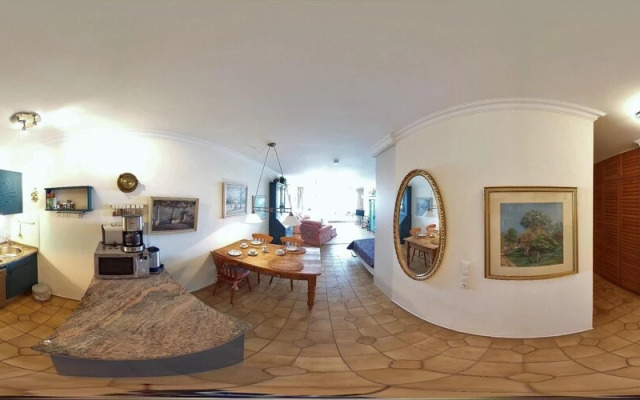 Res/404 - Residenz - Seeblick