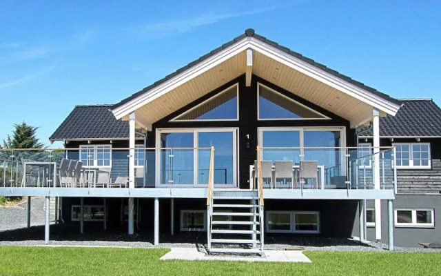 24 Person Holiday Home in Ebeltoft