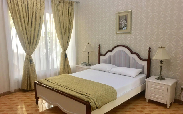 Al Khalidiah Resort