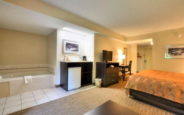 Quality Inn Cherokee Riverside