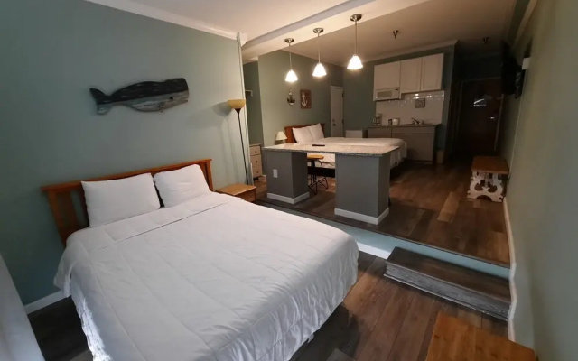 Palm Suites