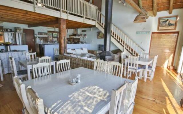 Oyster Bay Beach Lodge