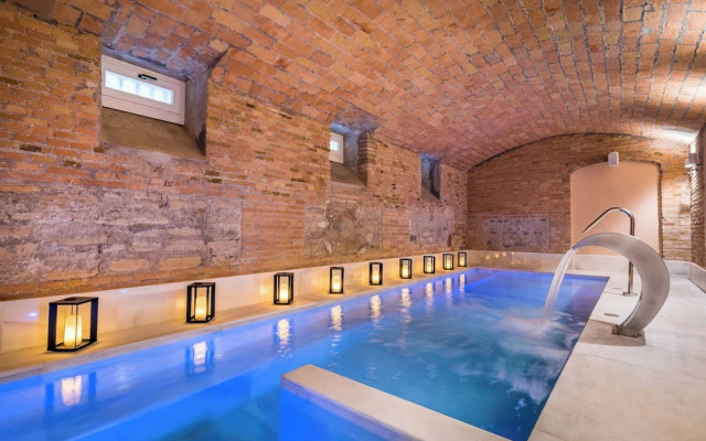 Palacio Gran Vía, a Royal Hideaway Hotel