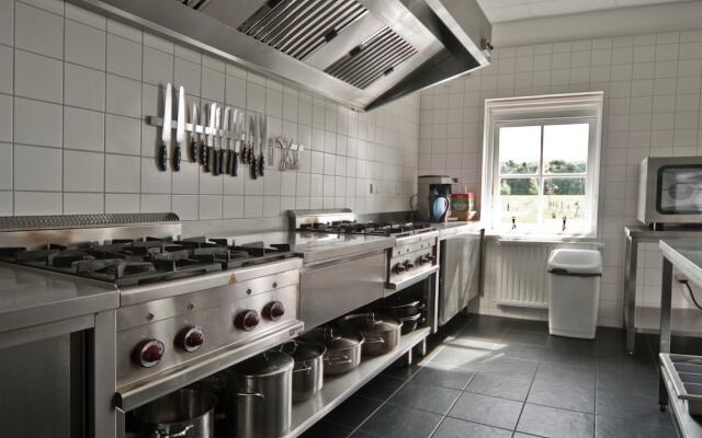 Group Accommodation 50 m From the Oosterschelde