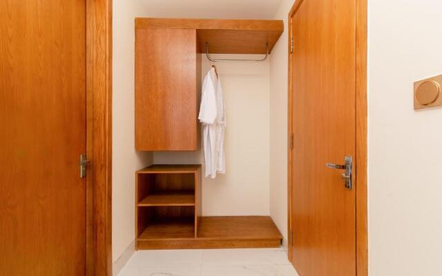 Maple Suite Hotel And Apartment
