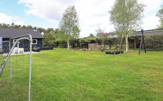 6 Person Holiday Home in Hals
