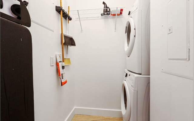 Roami at Bourbon Place