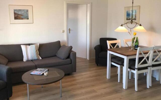 STADTHAUS-No-2-350m-zum-Strand