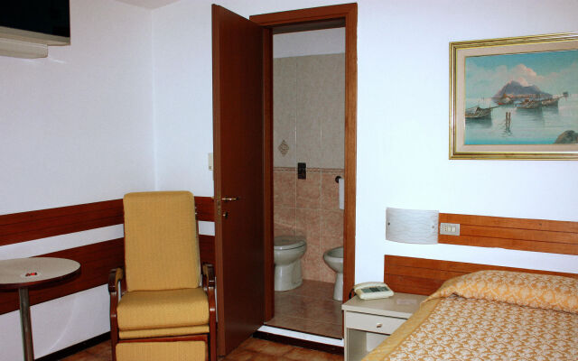 Piccolo Hotel
