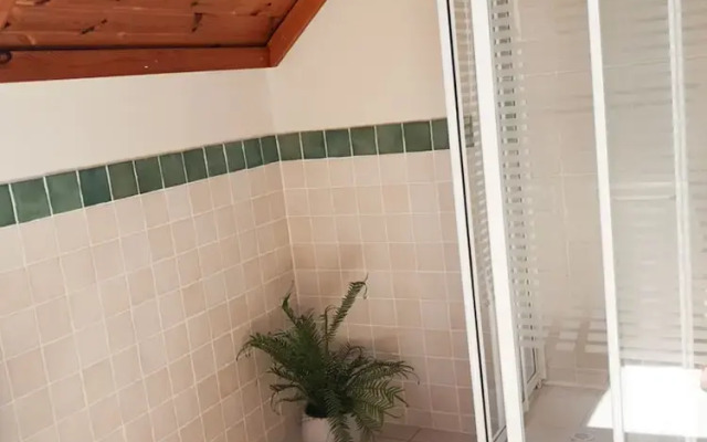 4 Bedroomed Holiday Home Close to the Beach
