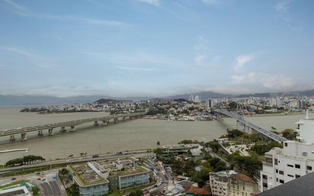 Luxuoso apt com vista incrível 5min do mar TVT303