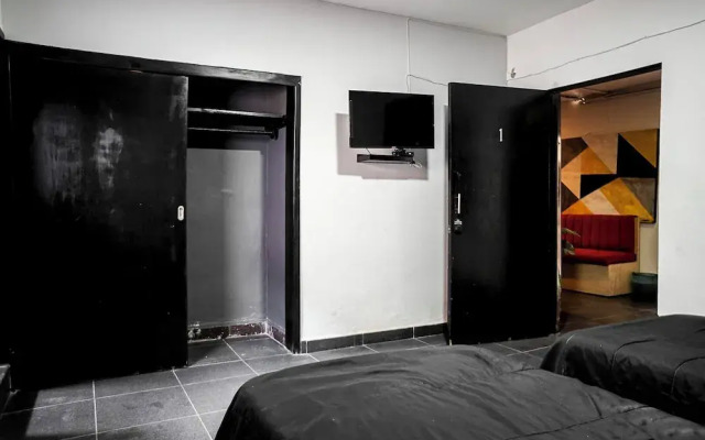 Private room Downtown 2 Guests