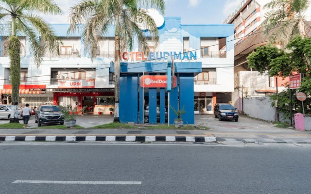 RedDoorz near Plaza Balikpapan