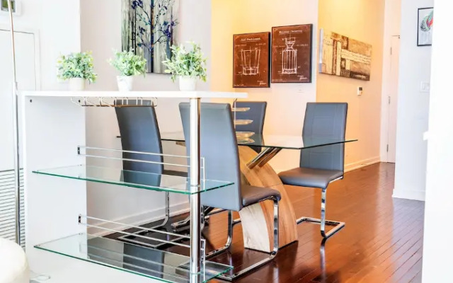 Metropolis Suites - York Street