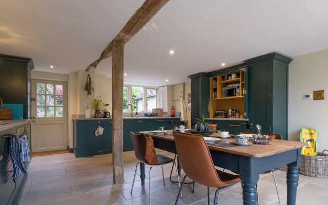 The Mill House Beautiful 4BD Family Home