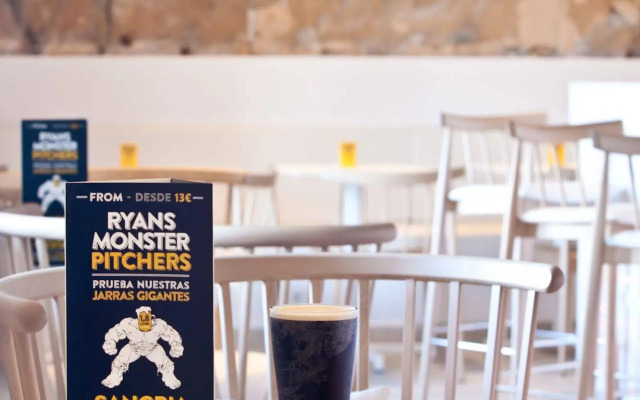 Ryans La Marina