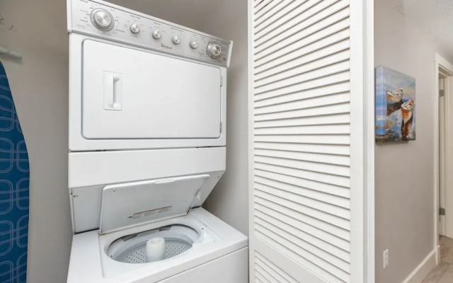 Phoenix X 711 2 Bedroom Condo