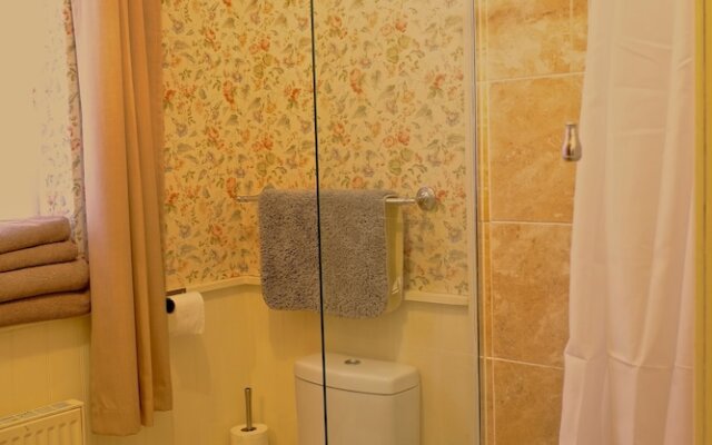 Acorn Guest House