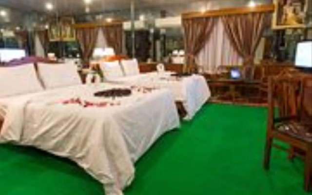 Asia Hotel
