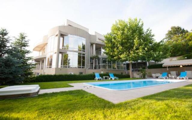 Bruxelles Guesthouse Craiova