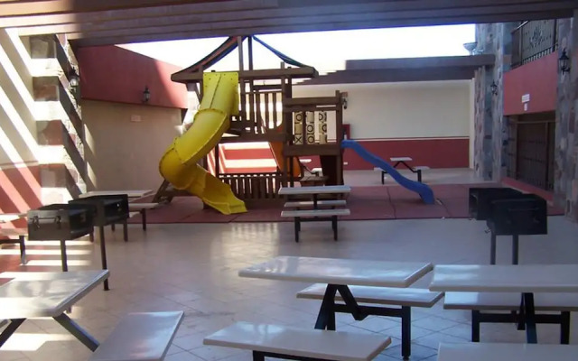 Sonoran Sky 1BR Upper SKY 406 by Casago