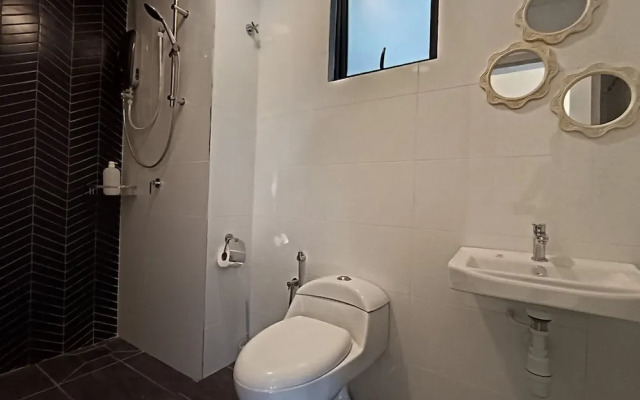 The Horizon Ipoh Dual L13 by Grab A Stay