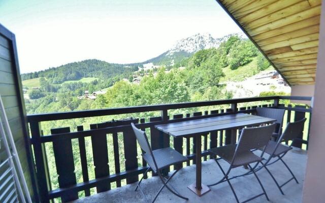 La Cascade Au cret des Roches B