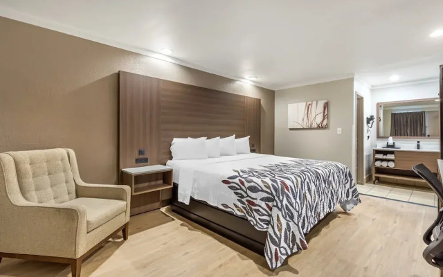 Red Roof Inn Raleigh Northeast - Downtown