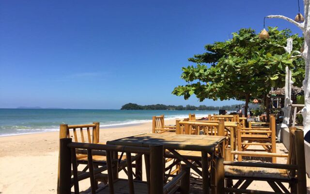 Lanta Smile Beach At Klong Dao