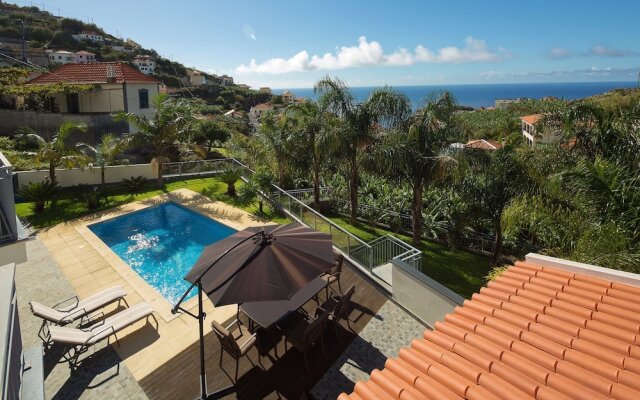 Ribeira Brava Splendid Home