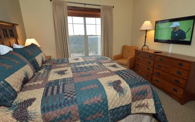 2 Br: Soaring Eagle 402